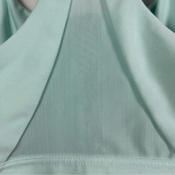 DIP Women's Light Blue Sports Bra Size M - Picture 4 of 5